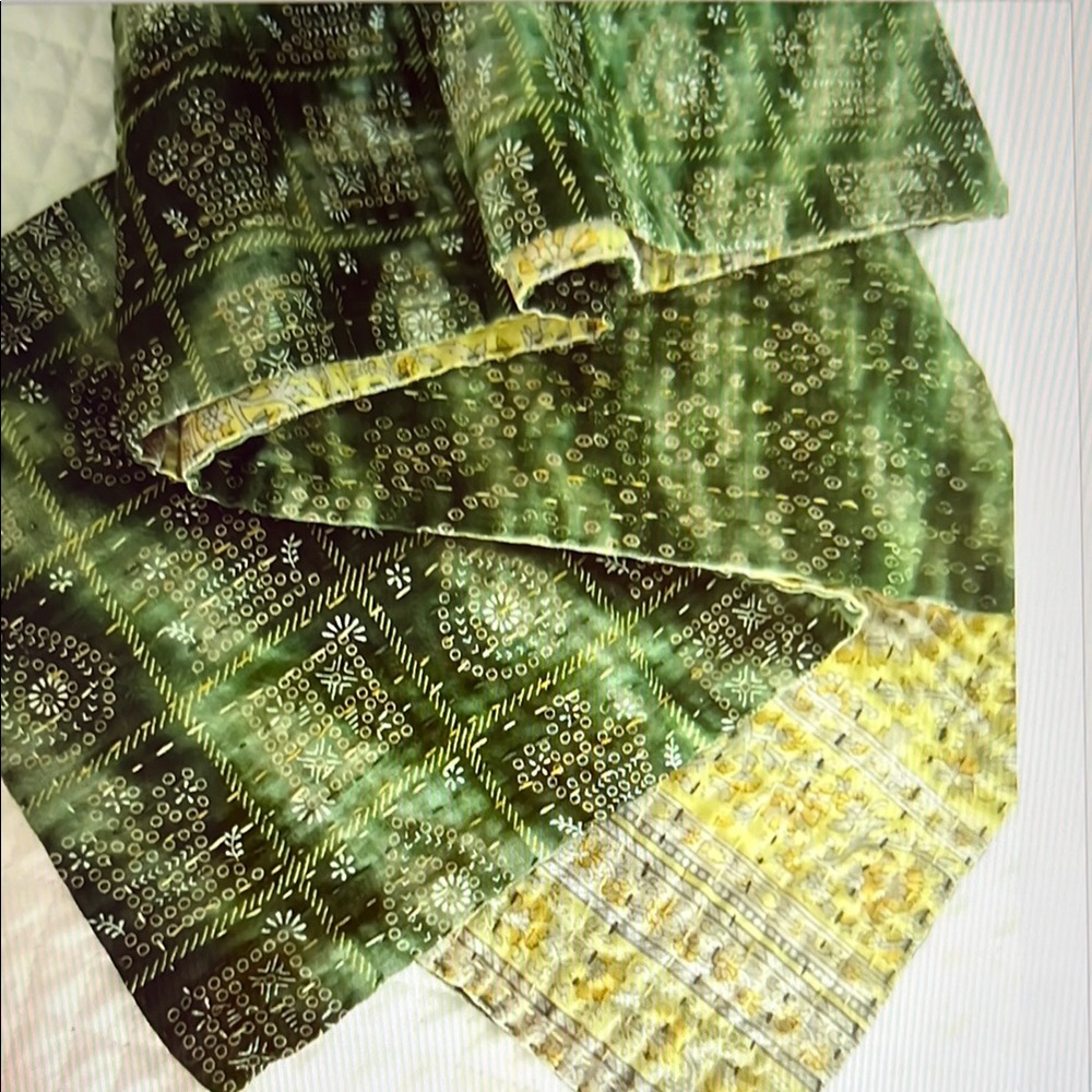LAST CHANCE! Green SARI Patterned Fabric